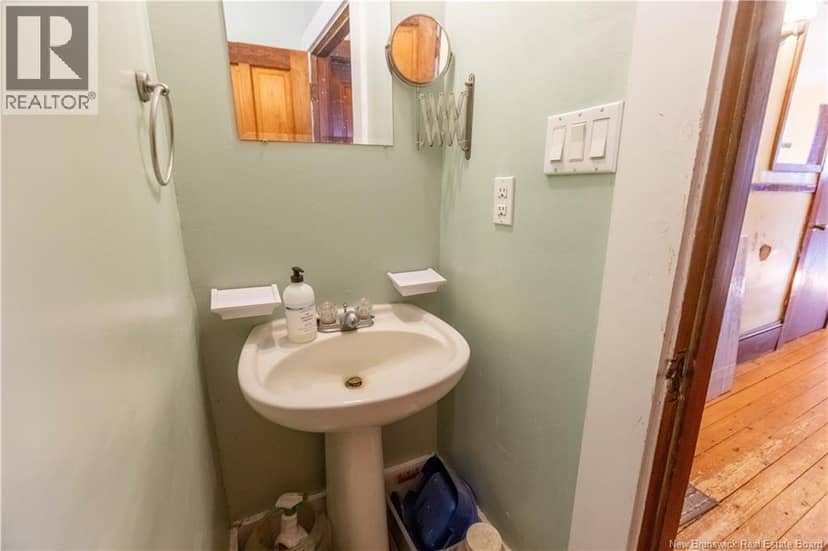 72 Salem Street — photo 20 of 33