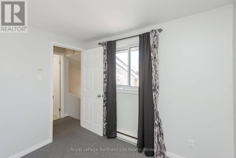 8 - 850 Lakeshore Drive — photo 23 of 40