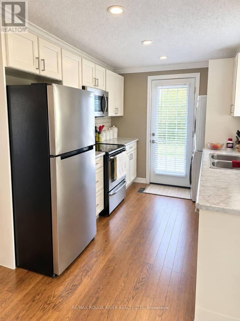 154 Wilmot Trail, Clarington, photo 8