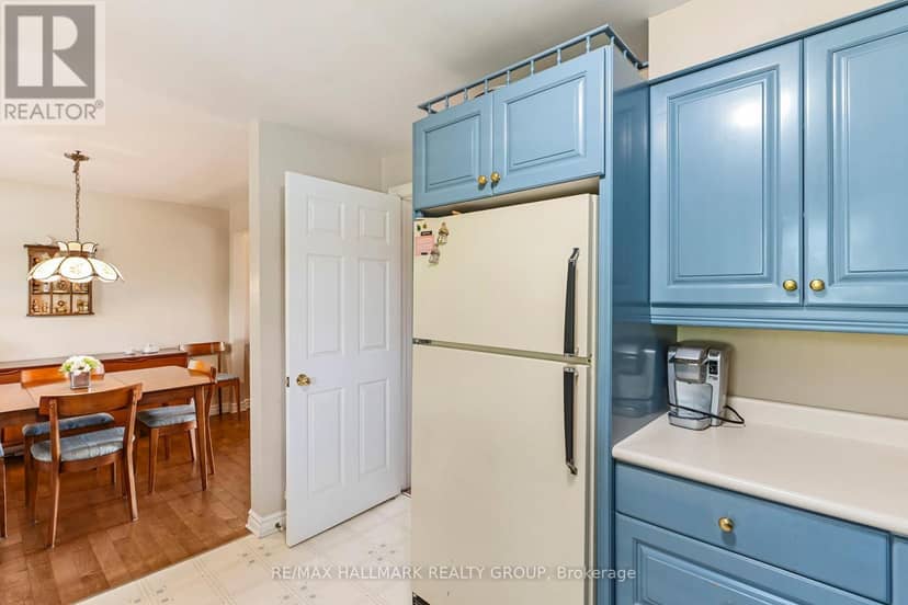 22 St Lawrence Court — photo 25 of 40