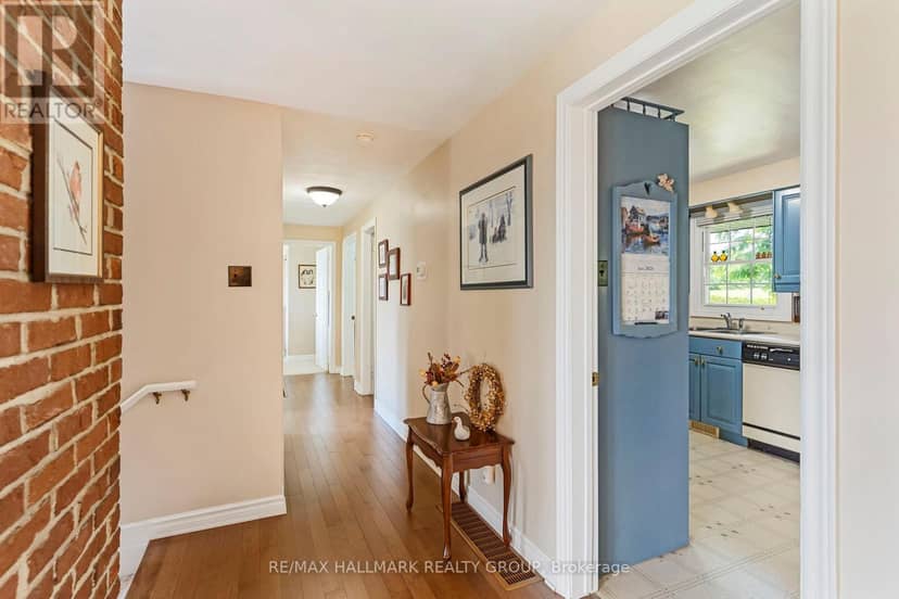 22 St Lawrence Court — photo 26 of 40