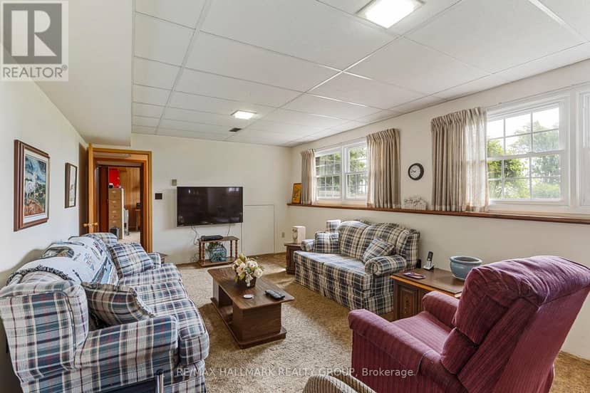 22 St Lawrence Court — photo 33 of 40