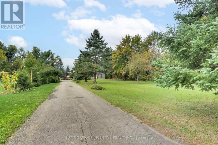 1724 Penetanguishene Road, Springwater, photo 2