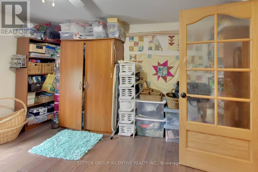 1724 Penetanguishene Road — photo 25 of 37