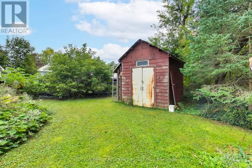 1724 Penetanguishene Road — photo 34 of 37
