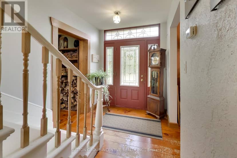 1724 Penetanguishene Road, Springwater, photo 4