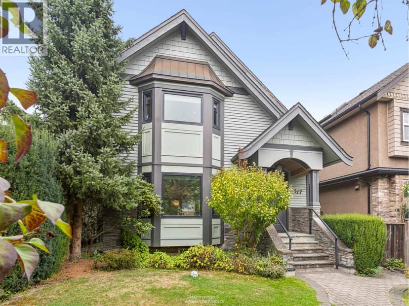917 W 20TH AVENUE, Vancouver