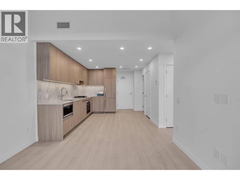 2703 626 CLAREMONT STREET, Coquitlam, photo 6