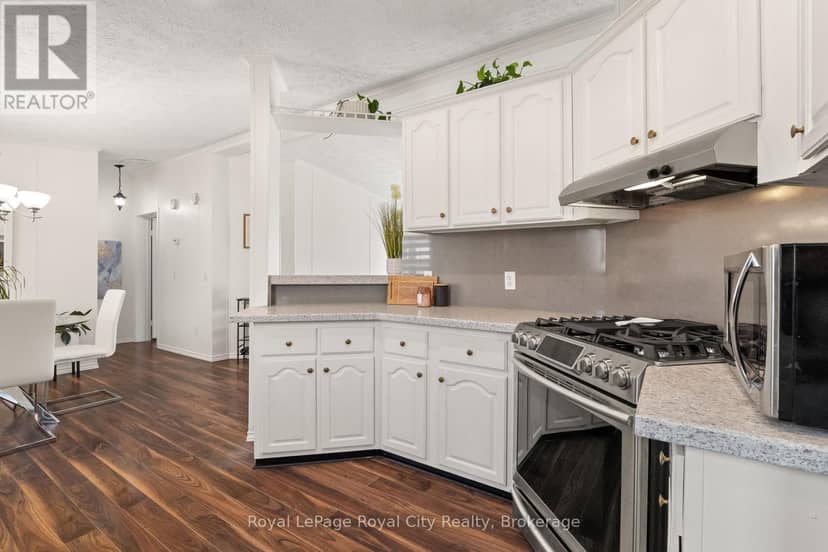 2 Pavilion Road — photo 15 of 40