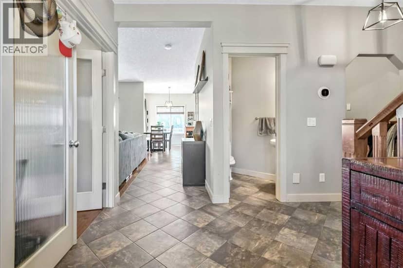 13 Dain Place NW, Langdon, photo 3