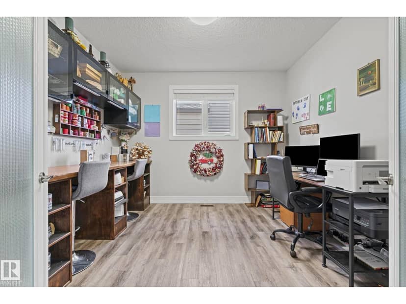 33 Cottonwood Cr — photo 16 of 40