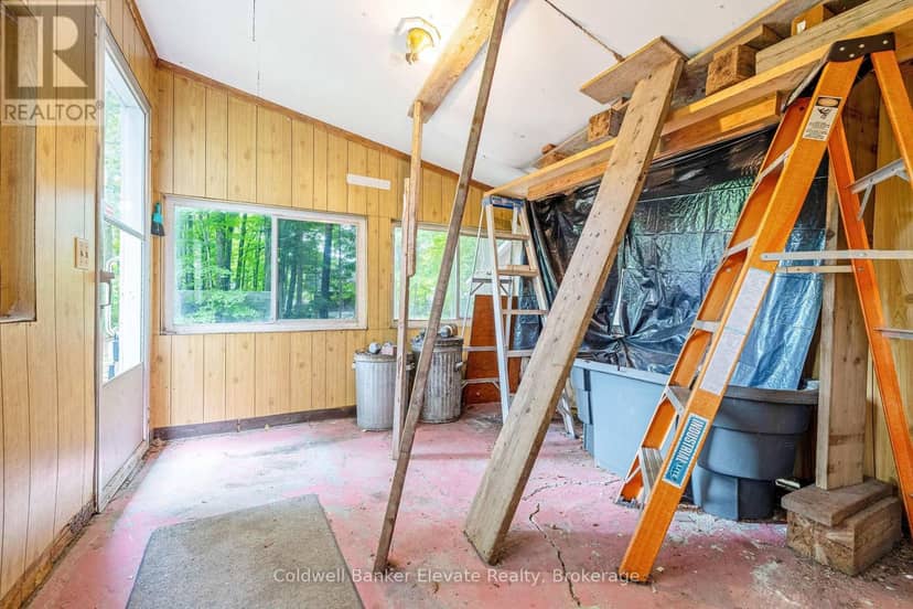 2529 Campbellville Road — photo 12 of 40