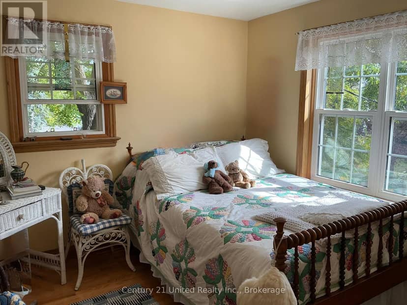 6 Middleton Drive — photo 21 of 35