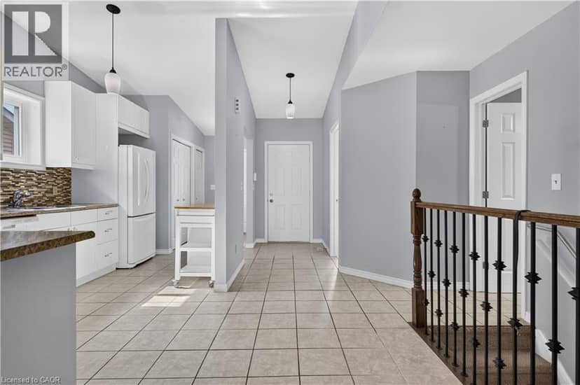 4459 CHRISTOPHER Court — photo 10 of 40