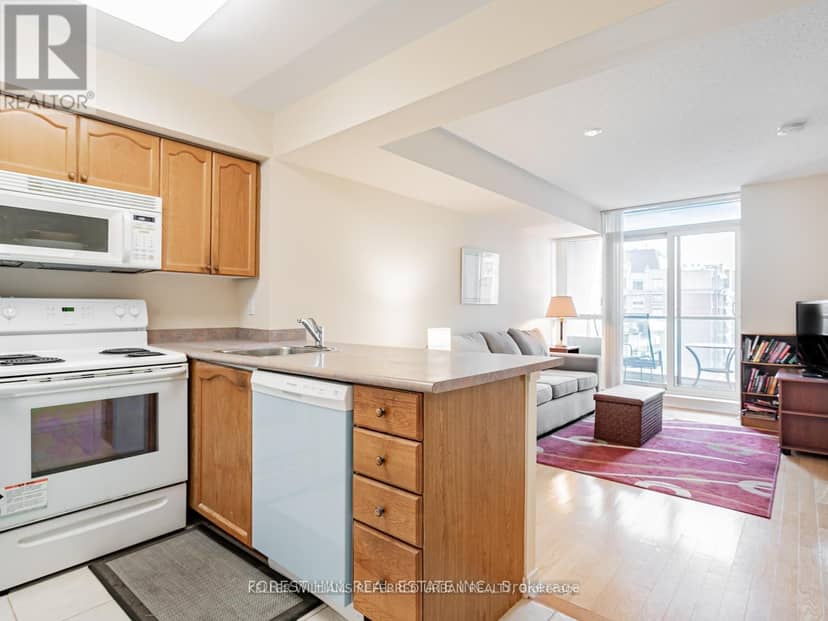 1501 - 30 Harrison Garden Boulevard — photo 7 of 16