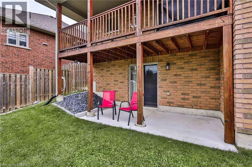 62 REDBUD Crescent — photo 36 of 40