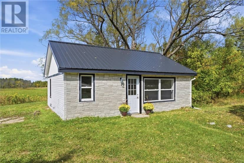 308 Hwy 540, Little Current, photo 2