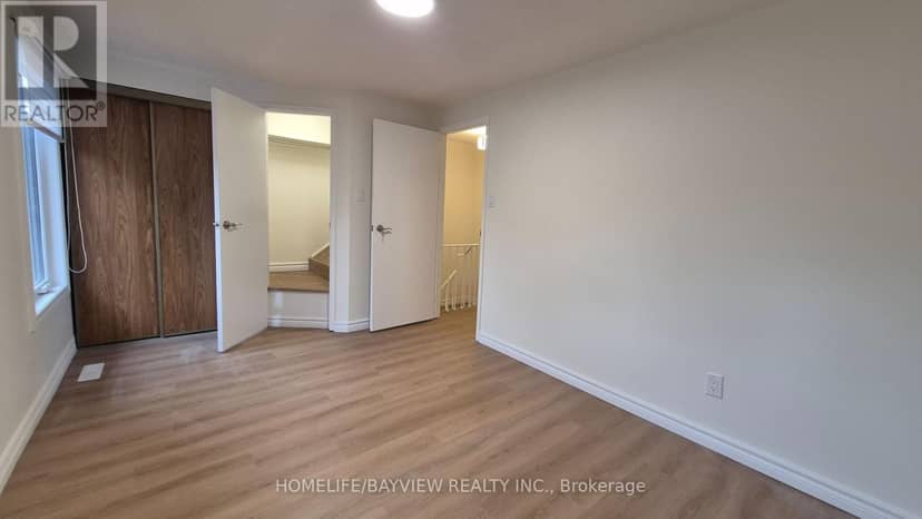 147 Dunbar Crescent — photo 16 of 40