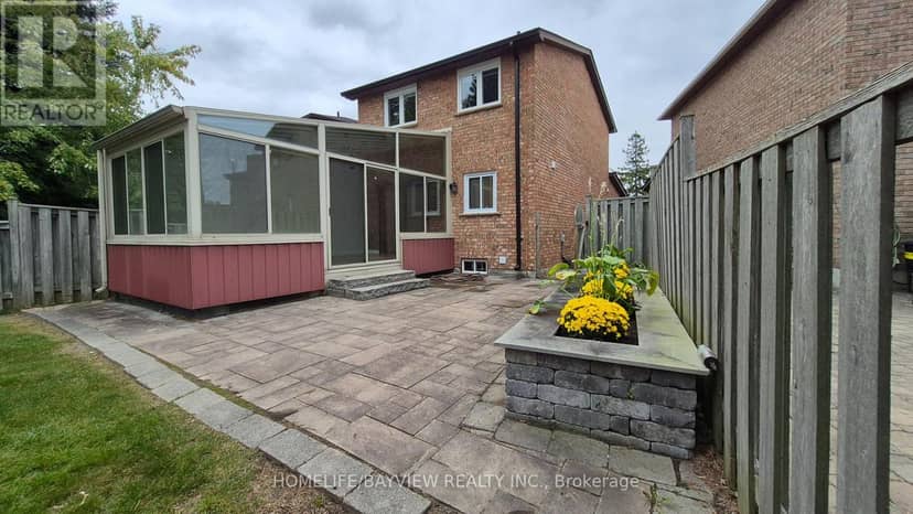 147 Dunbar Crescent — photo 35 of 40