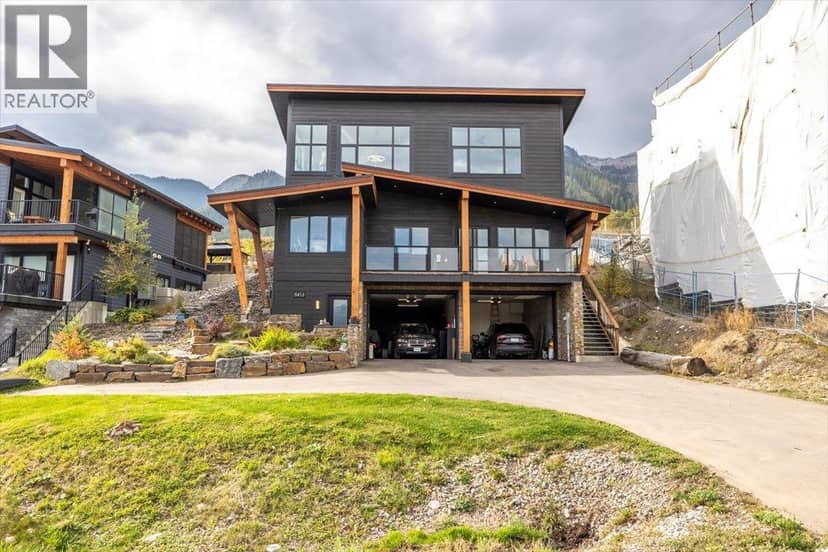 5416 Resort Drive, Fernie, photo 3