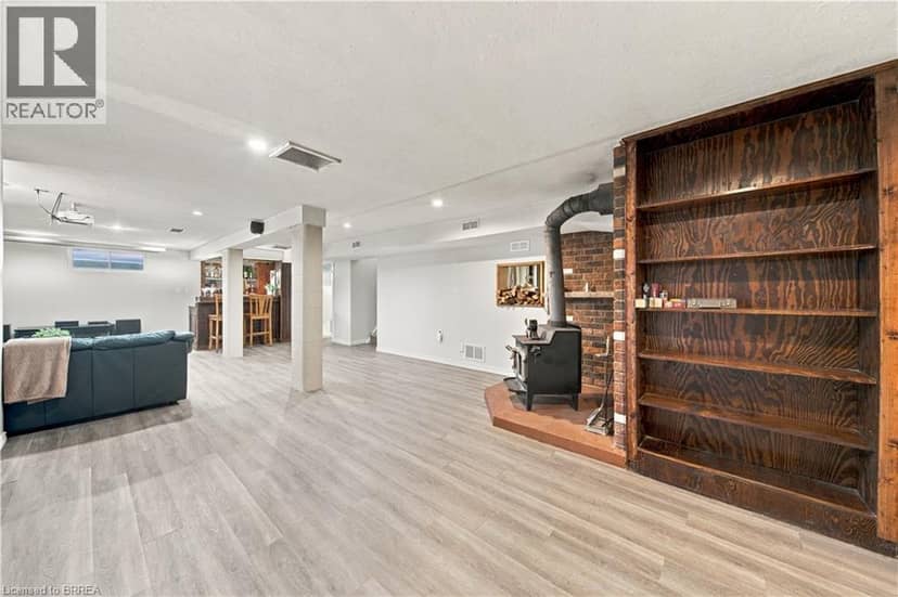 52 VICTORIA Street — photo 26 of 40