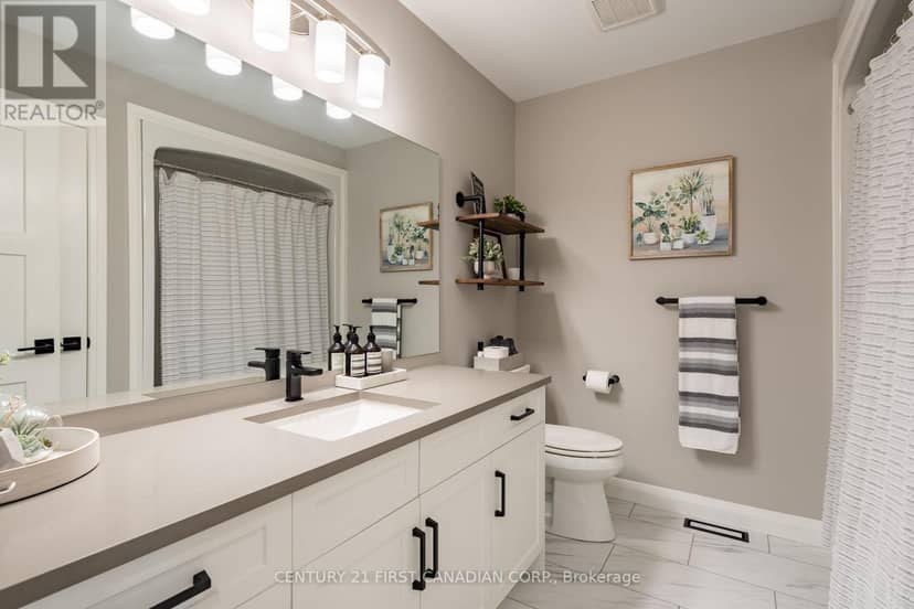 19 - 17 Nicholson Street — photo 23 of 29