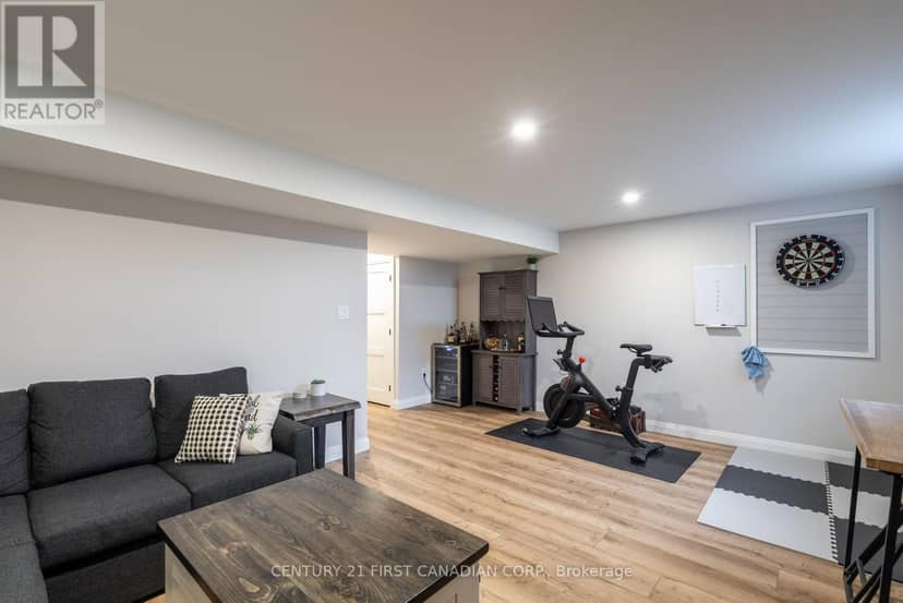 19 - 17 Nicholson Street — photo 27 of 29