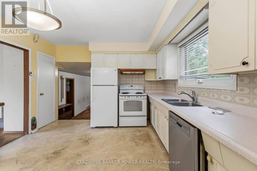 177 Millbank Drive — photo 14 of 39