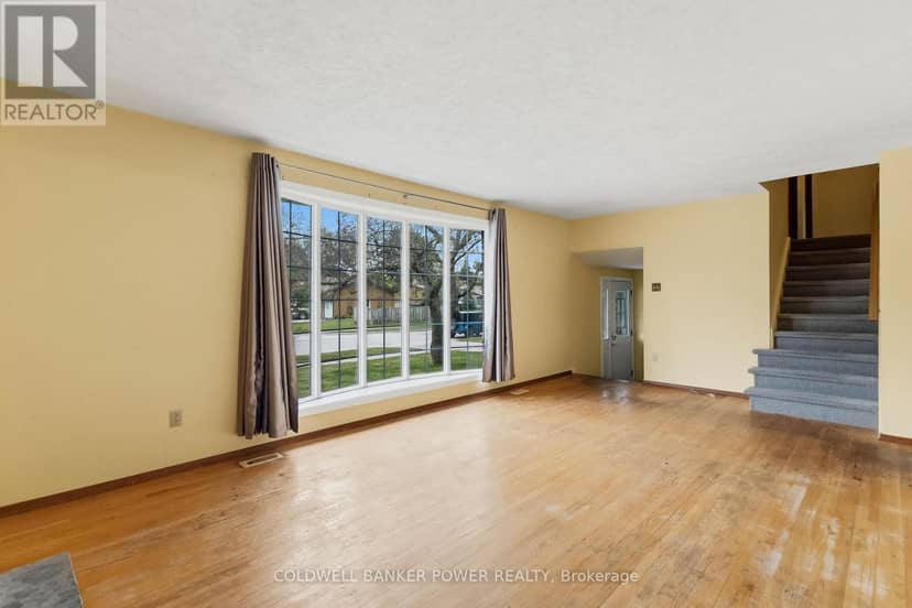 177 Millbank Drive, London South, photo 6