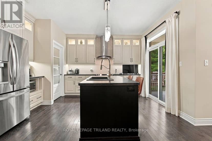 43 Hickory Lane — photo 15 of 40