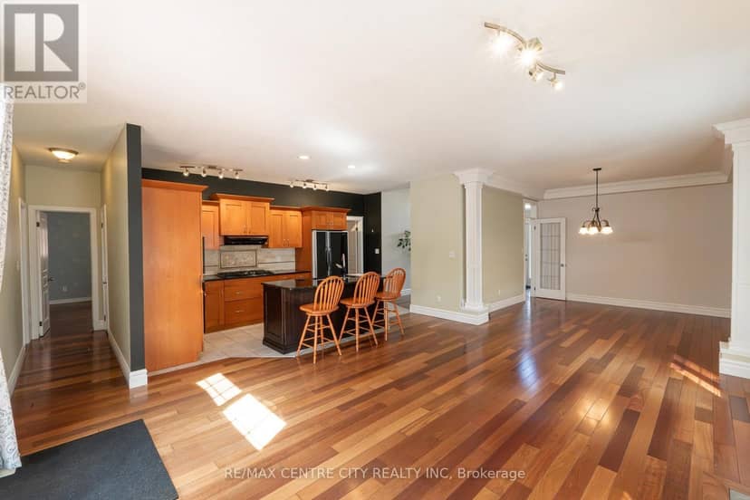 19 Hamilton Street — photo 10 of 40