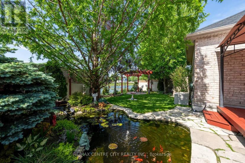19 Hamilton Street — photo 36 of 40