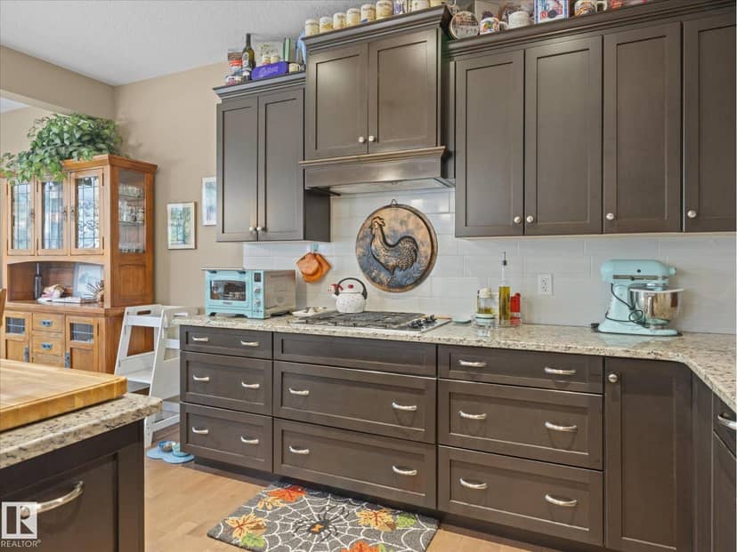 3107 Cameron Heights Wy NW — photo 11 of 40