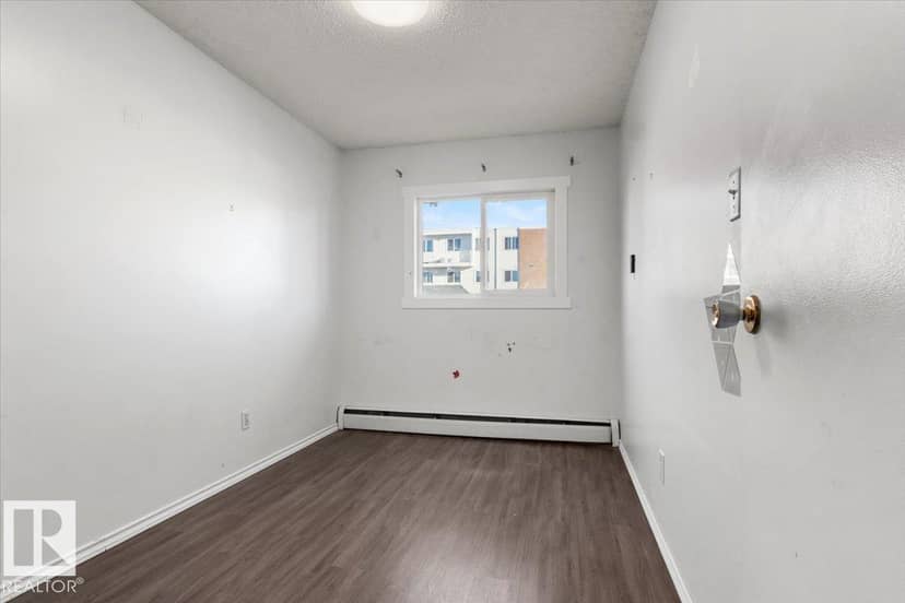 #108A 14520 52 ST NW — photo 15 of 21