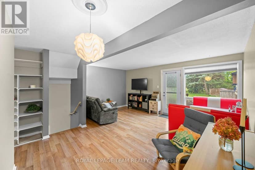 128 McClintock Way — photo 12 of 33