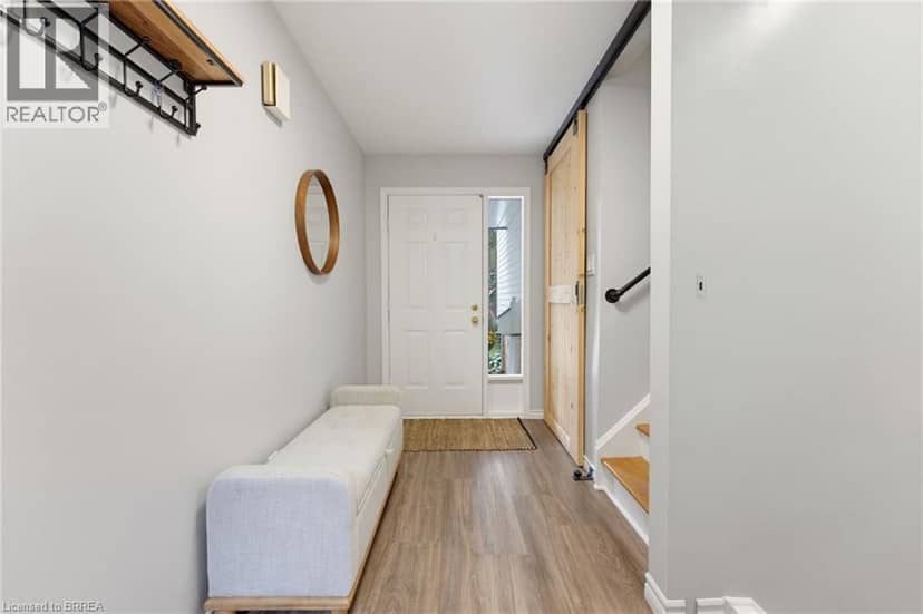 35 SCOTT Road — photo 4 of 38