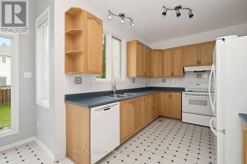 1828 McCallum Drive — photo 13 of 34