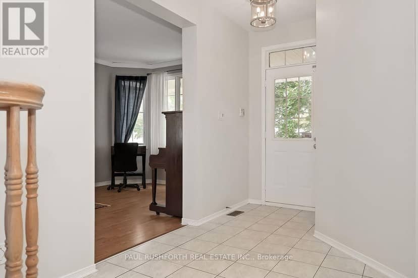 1828 McCallum Drive — photo 4 of 34