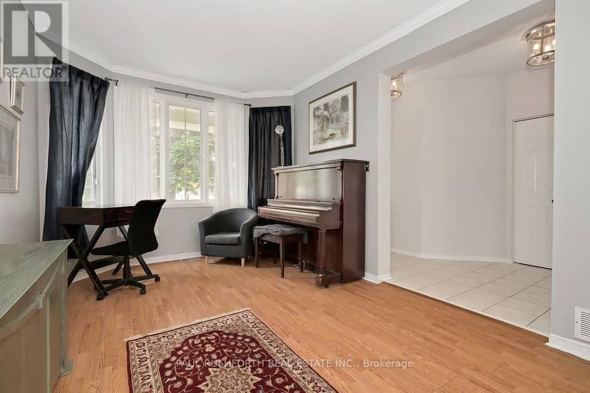 1828 McCallum Drive — photo 7 of 34