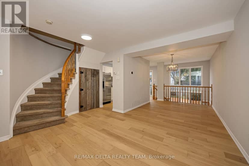 858 Como Crescent, Ottawa, photo 5