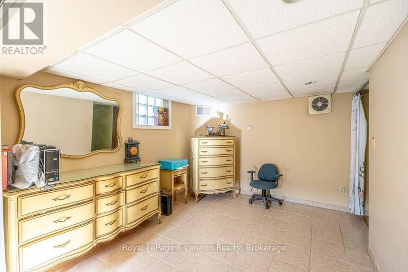 210 Powley Street — photo 29 of 40