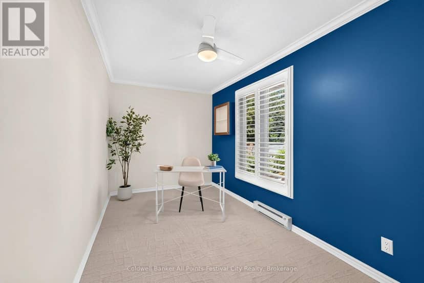 323 Warren Street — photo 16 of 40