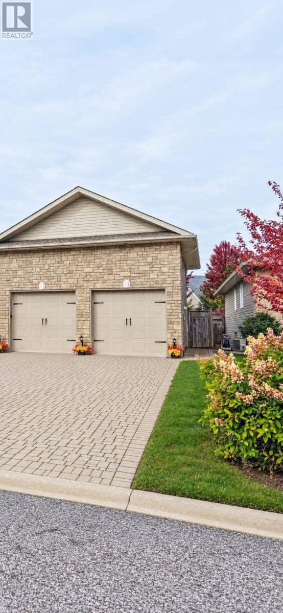 70 Dellandrea Drive — photo 14 of 35