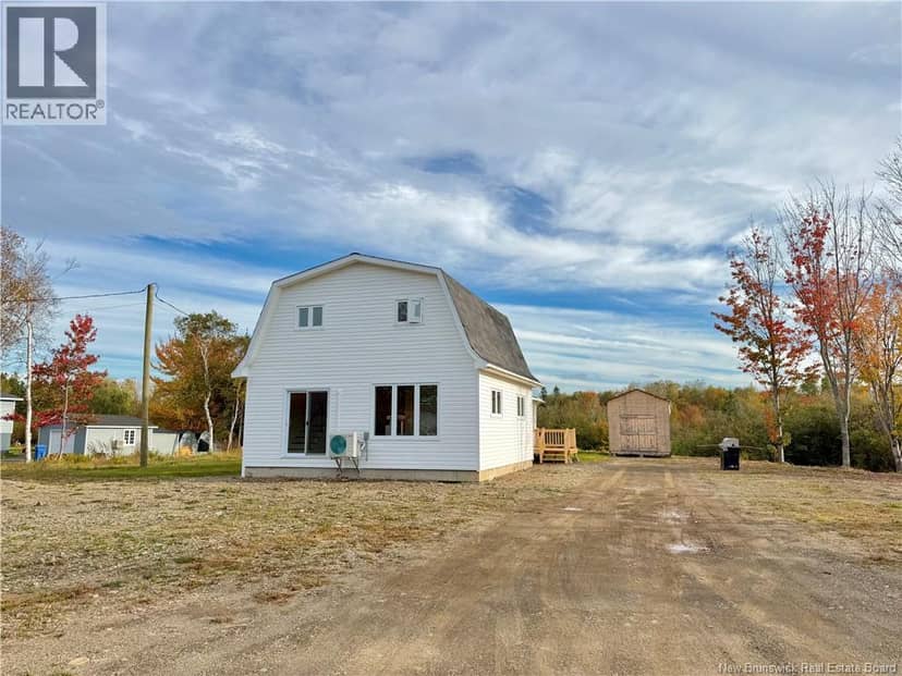 411 Chemin Tremblay — photo 1 of 28