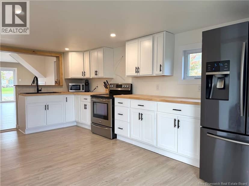 411 Chemin Tremblay — photo 10 of 28