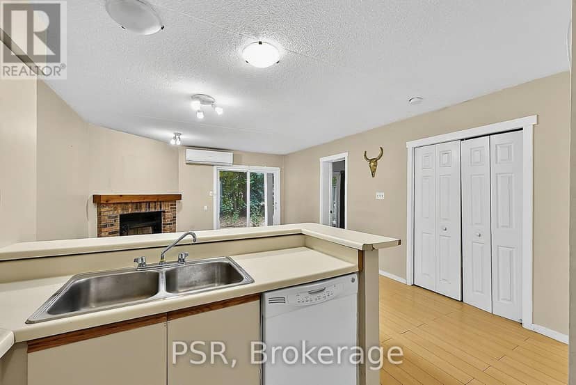 183 - 49 Trott Boulevard — photo 10 of 36