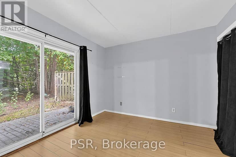 183 - 49 Trott Boulevard — photo 14 of 36