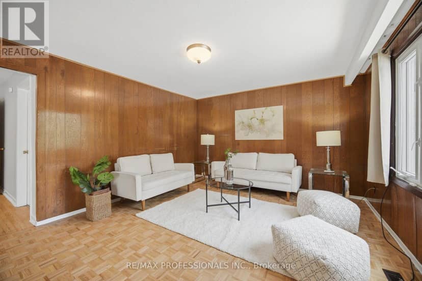90 Peckham Avenue — photo 17 of 40