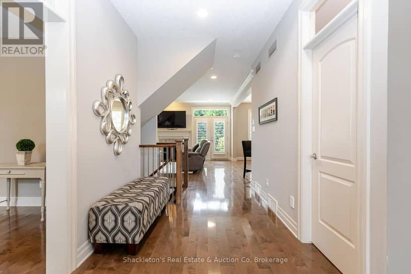 766 Eagletrace Drive — photo 9 of 40