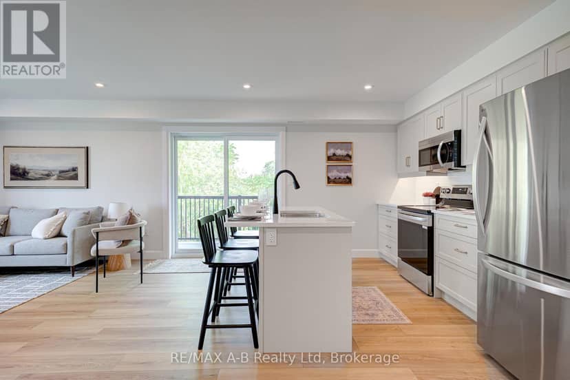 31 - 428 Queen Street W, St. Marys, photo 5
